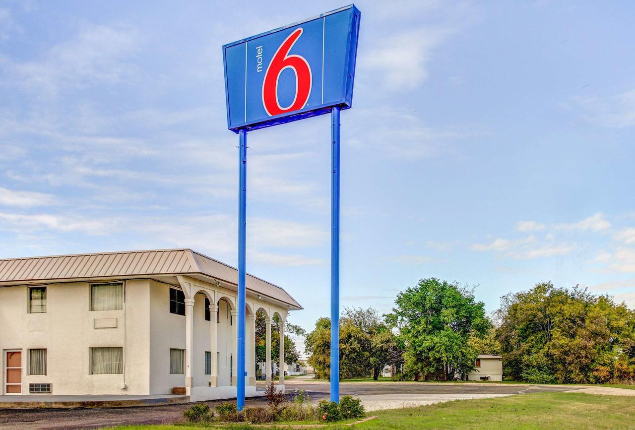 Motel 6 Waco - Lacy Lakeview Bellmead Eksteriør bilde